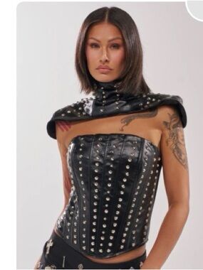 AKIRA DONT HUG ME FAUX LEATHER CORSET Size 1X1X